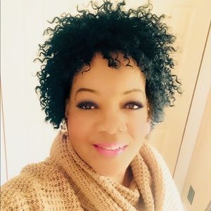 Meet your Posher, Andrea